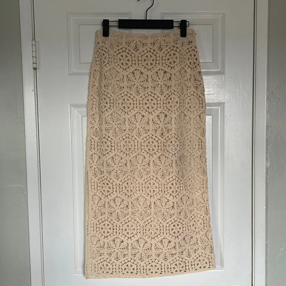 H&M Crocheted Skirt - Picture 1 of 13
